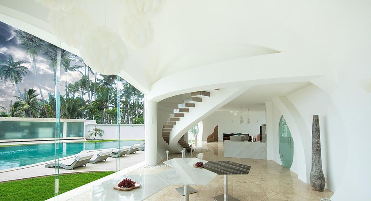 The Cloud Beachfront Villa Tabanan Экстерьер фото