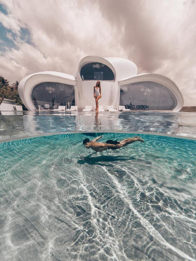 The Cloud Beachfront Villa Tabanan Экстерьер фото